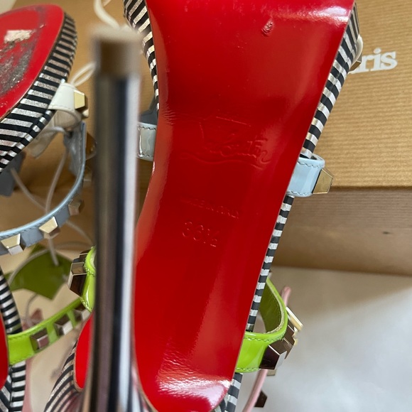 Christian Louboutin Multiplatcool Kid Sandal - Picture 9 of 12